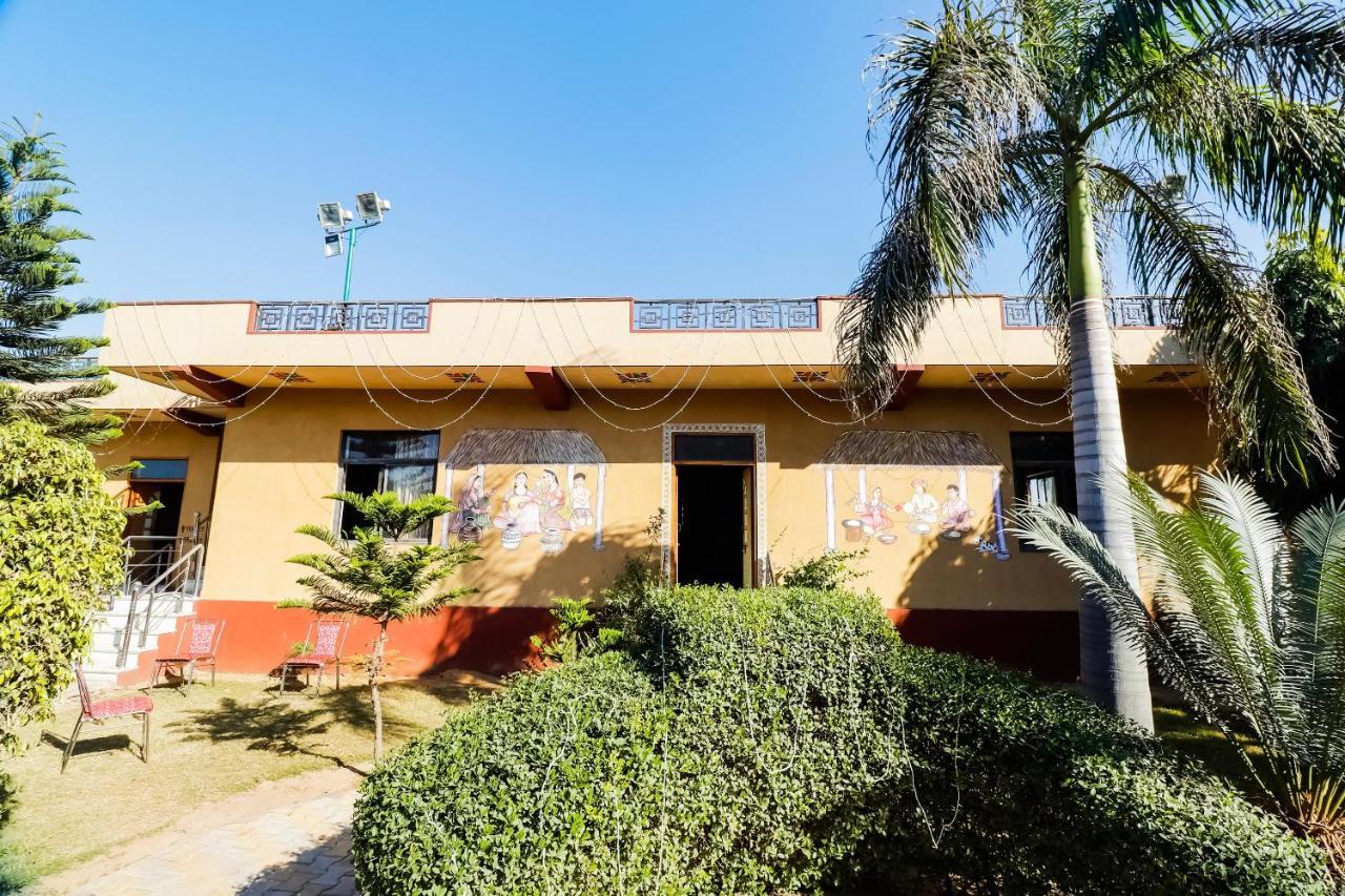 Spot On 68319 Hotel Nakhralo Rajasthan Resort Jaipur Buitenkant foto