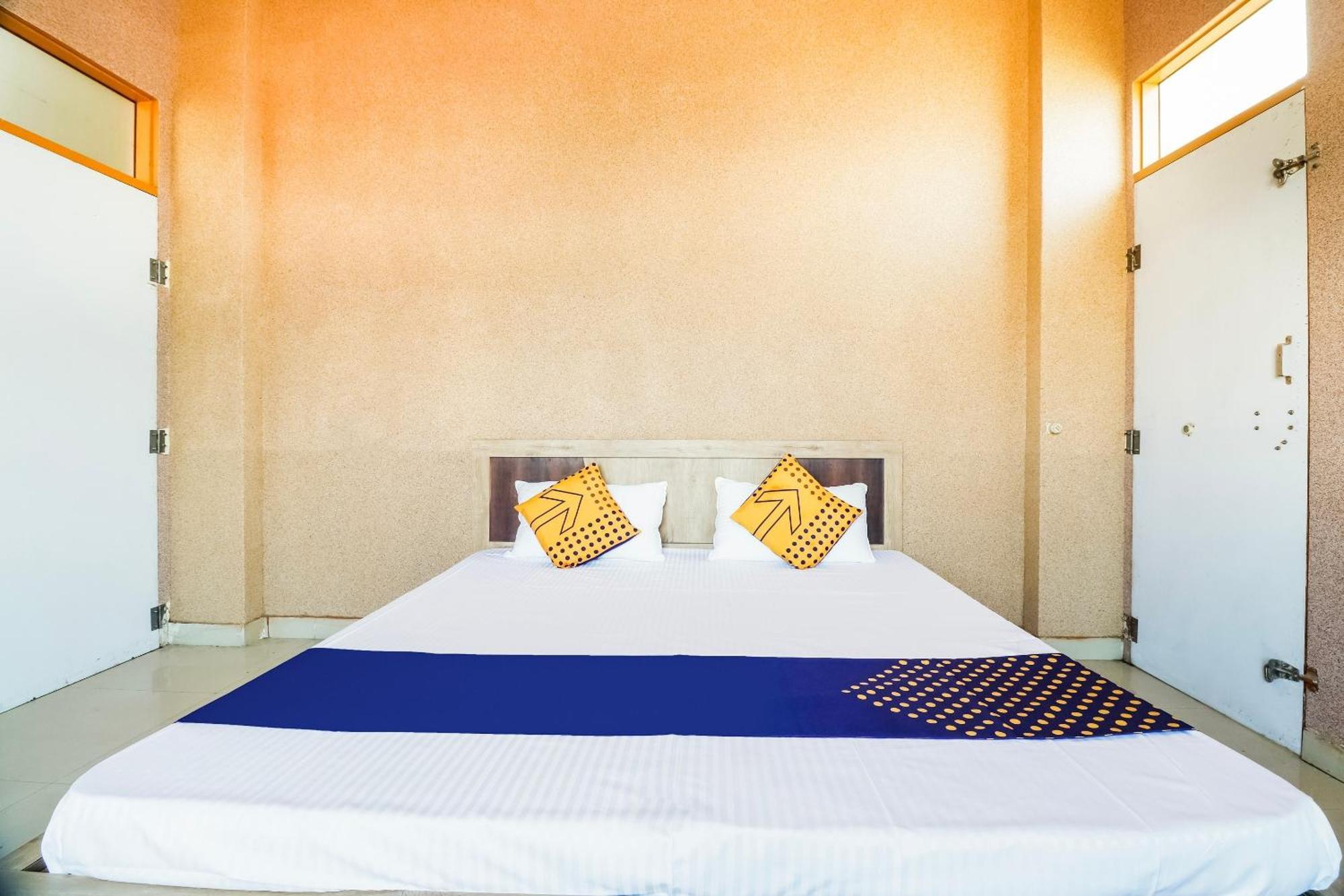 Spot On 68319 Hotel Nakhralo Rajasthan Resort Jaipur Buitenkant foto