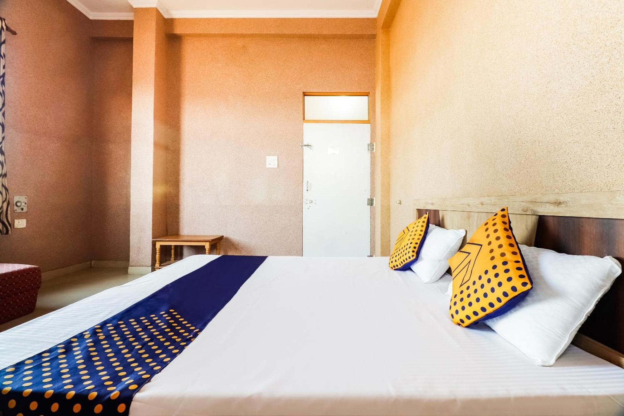 Spot On 68319 Hotel Nakhralo Rajasthan Resort Jaipur Buitenkant foto